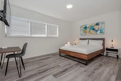 Beach Walk Deerfield